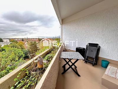 Appartement - 61 m² - 2 pièces