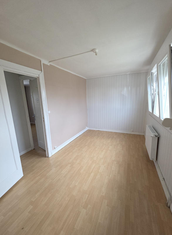 Maison - 85 m² - 6 pièces