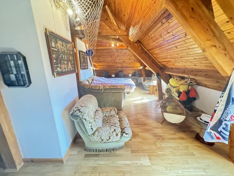 Villa - 217 m² - 8 pièces