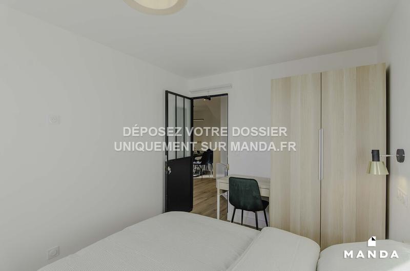 Chambre - 9 m² - 5 pièces