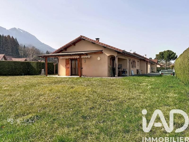 Maison - 101 m² - 4 pièces