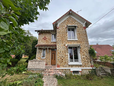 Maison - 80 m² - 4 pièces