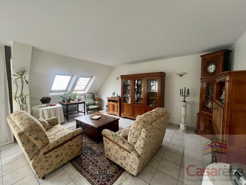 Appartement - 146 m² - 5 pièces