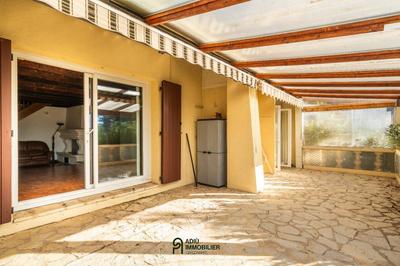 Maison - 140 m² - 4 pièces