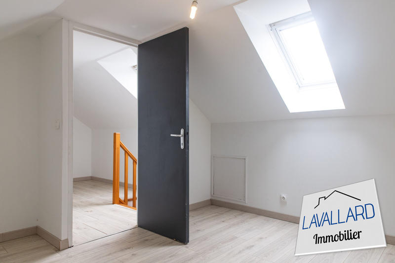 Maison - 92 m² - 6 pièces