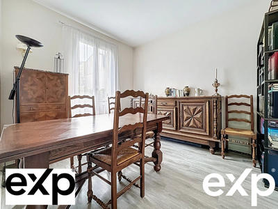 Maison - 170 m² - 8 pièces