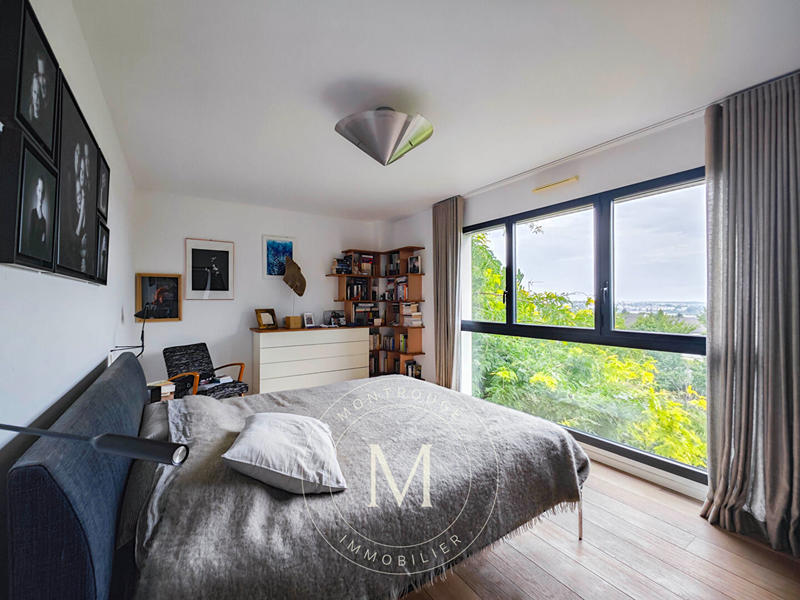 Maison - 202 m² - 8 pièces