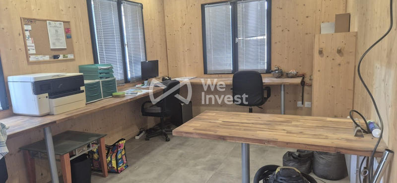 Local commercial - 205 m²