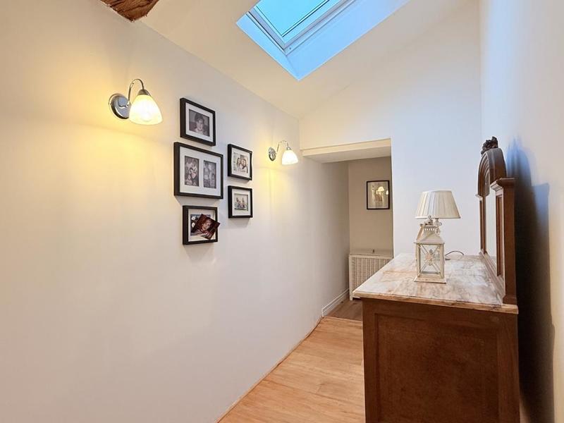 Maison - 180 m² - 6 pièces