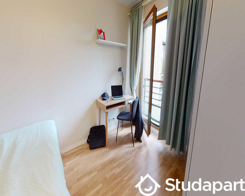 Chambre - 110 m² - 1 pièce