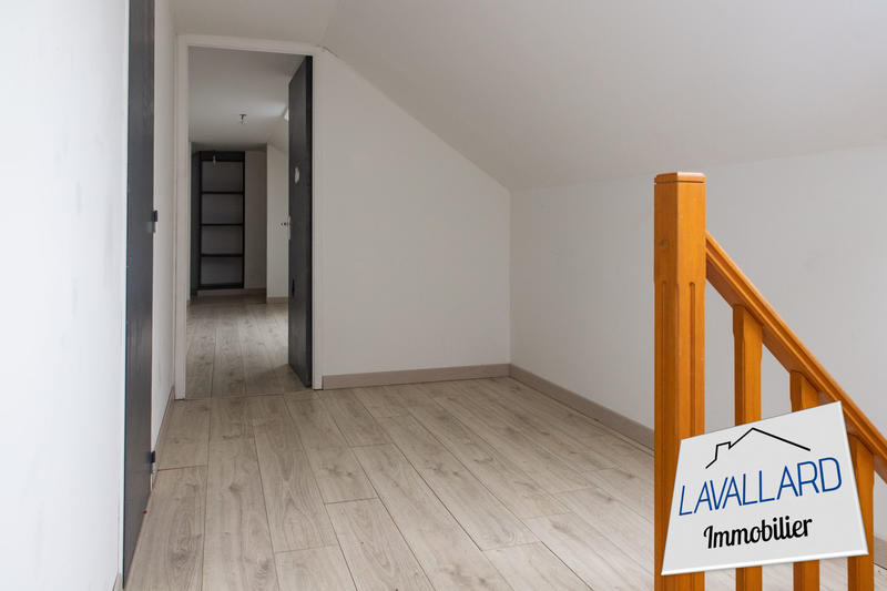 Maison - 92 m² - 6 pièces