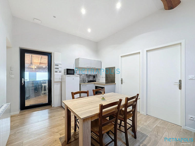 Maison - 137 m² - 6 pièces