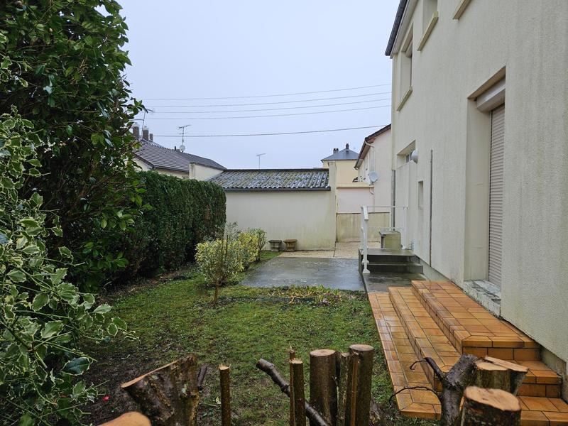 Maison - 112 m² - 6 pièces