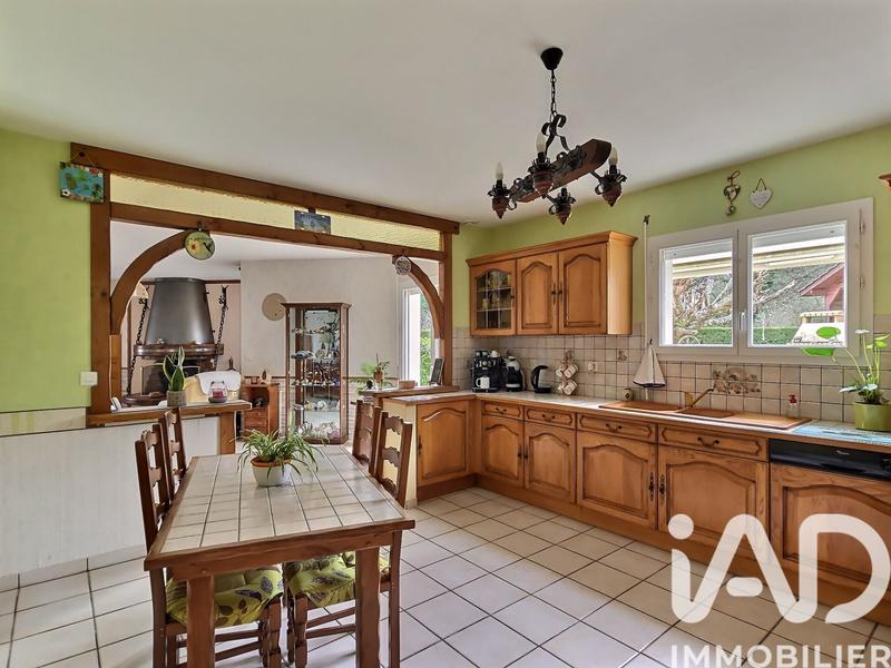 Maison - 143 m² - 6 pièces