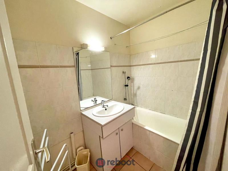 Studio - 28 m² - 1 pièce