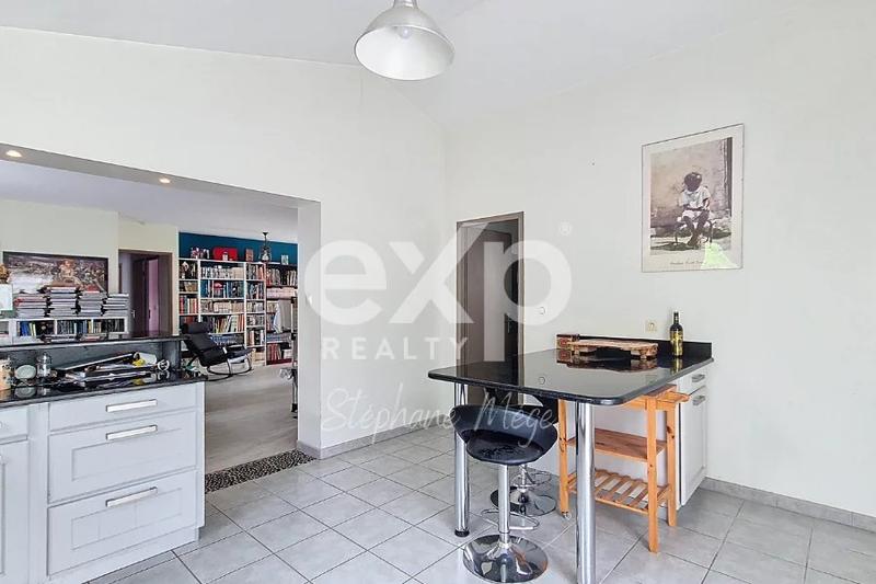 Maison - 97 m² - 5 pièces