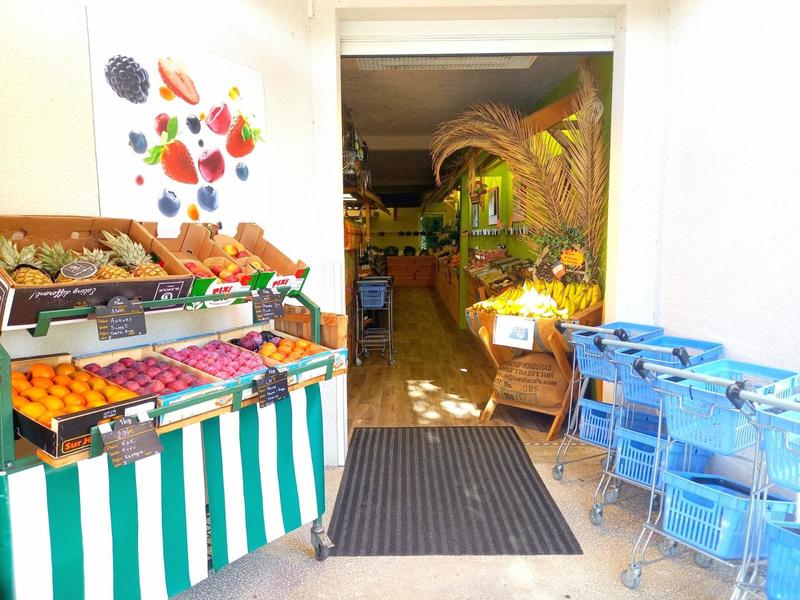 Local commercial - 194 m² - 1 pièce