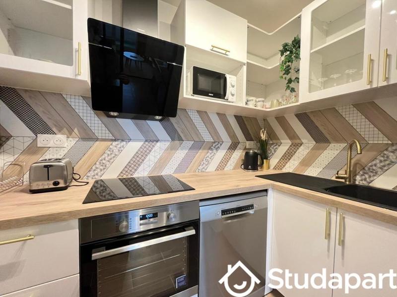 Chambre - 10 m² - 1 pièce