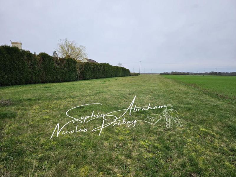 Terrain constructible - 1 970 m²