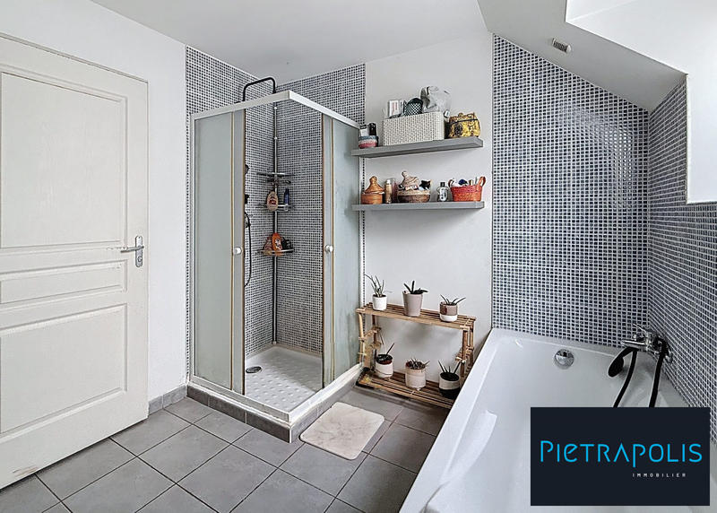 Appartement - 76 m² - 3 pièces