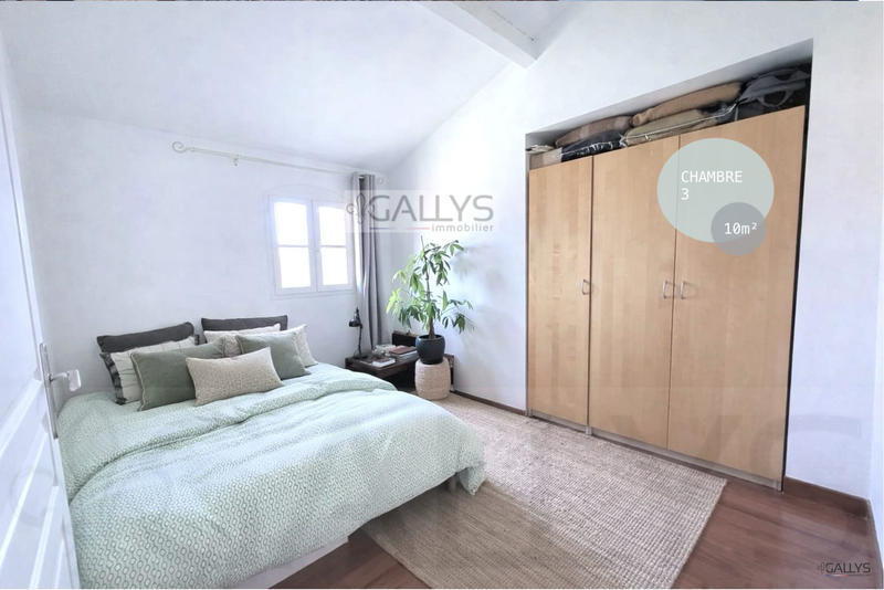 Maison traditionnelle - 158 m² - 5 pièces