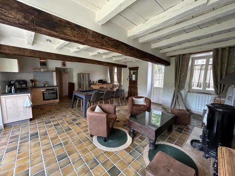 Maison - 110 m² - 5 pièces