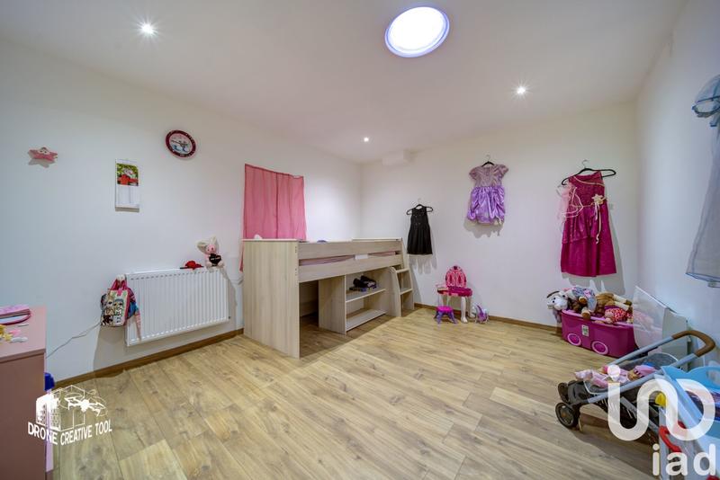 Maison de village - 268 m² - 8 pièces