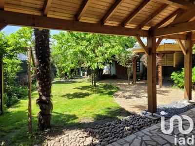 Maison de ville - 138 m² - 9 pièces