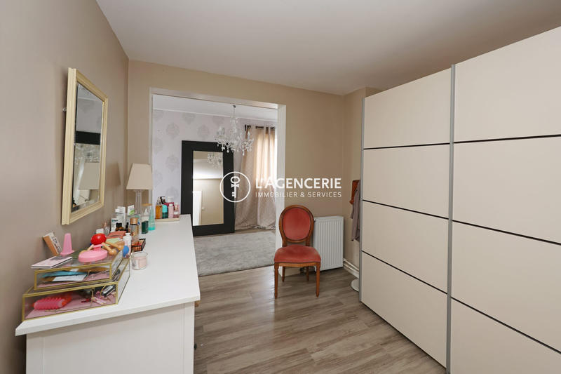 Maison - 150 m² - 5 pièces