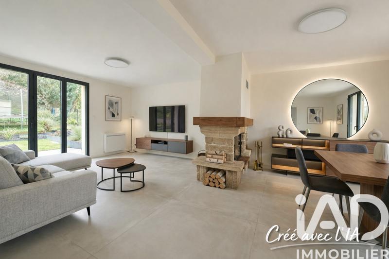 Maison - 195 m² - 9 pièces