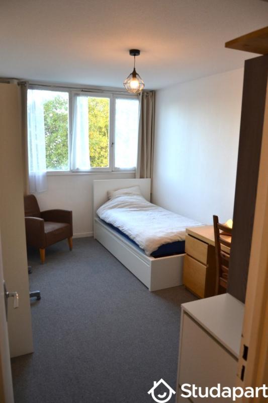 Chambre - 12 m² - 1 pièce