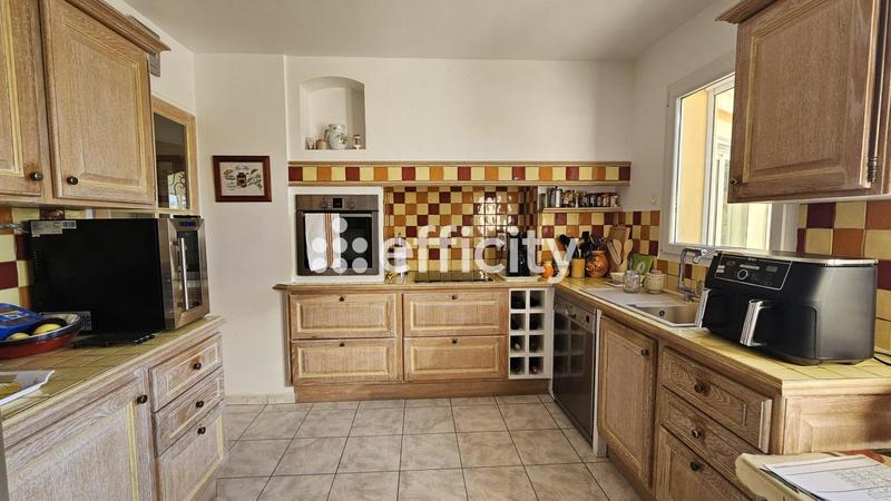 Maison - 169 m² - 7 pièces