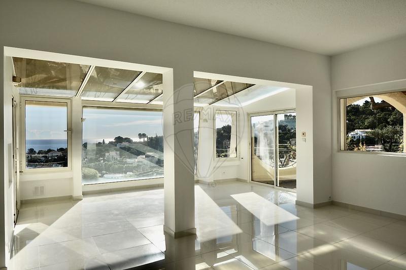 Maison d'architecte - 235 m² - 10 pièces