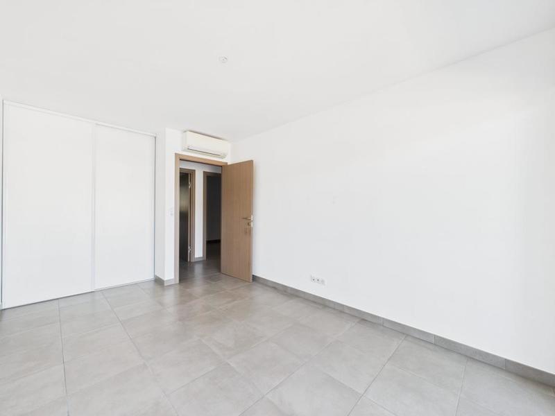 Appartement - 76 m² - 3 pièces