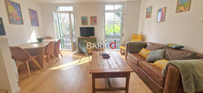 Appartement - 86 m² - 4 pièces