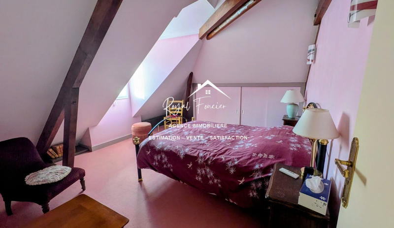 Maison - 192 m² - 11 pièces