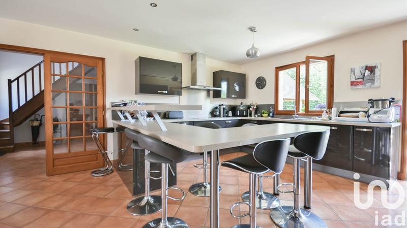 Maison - 174 m² - 7 pièces