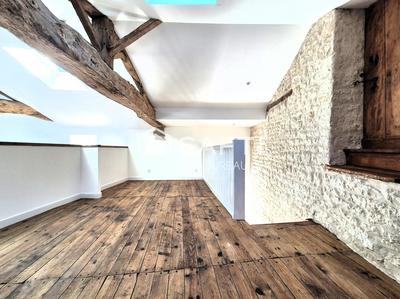 Maison - 96 m² - 4 pièces