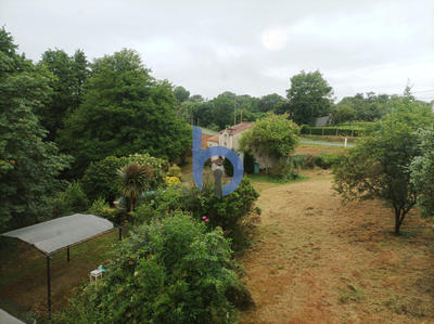 Maison - 264 m² - 9 pièces