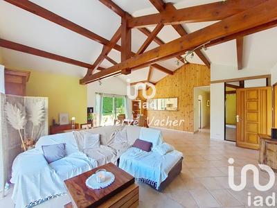 Maison - 96 m² - 4 pièces