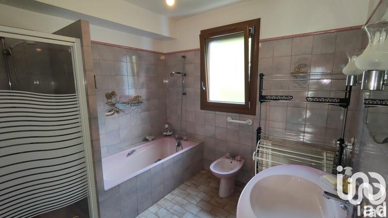 Maison - 163 m² - 7 pièces