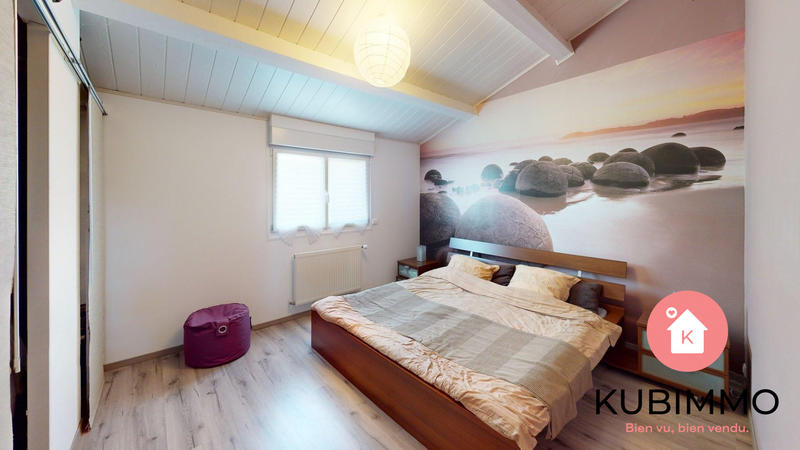 Maison traditionnelle - 189 m² - 6 pièces