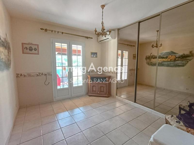 Maison traditionnelle - 108 m² - 4 pièces