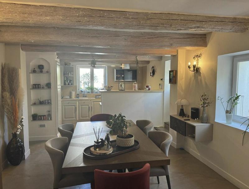 Maison - 110 m² - 6 pièces