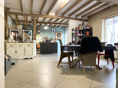 Maison - 122 m² - 6 pièces