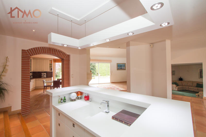 Maison - 344 m² - 7 pièces