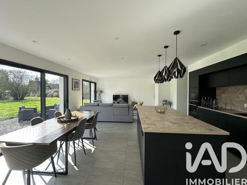 Maison - 125 m² - 5 pièces