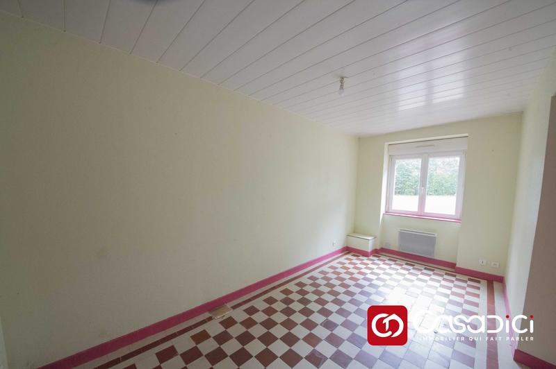 Maison - 96 m² - 5 pièces