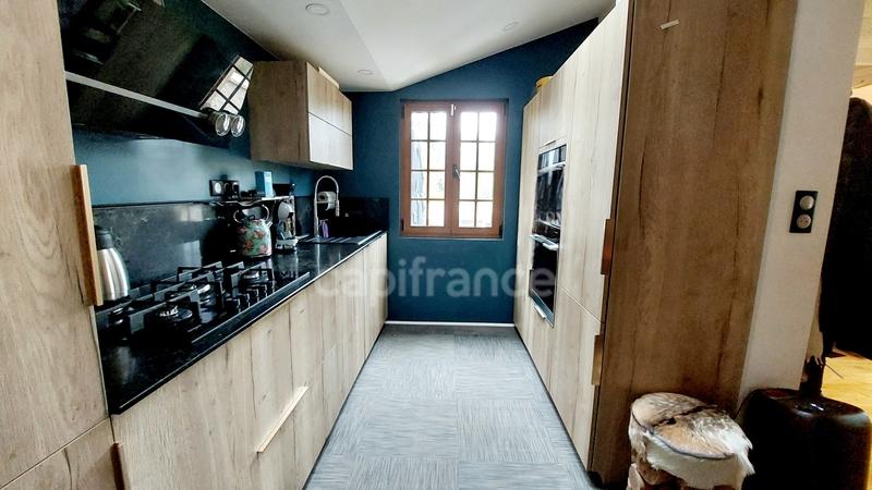 Maison - 363 m² - 17 pièces