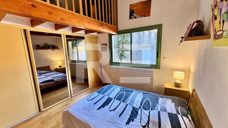 Maison - 217 m² - 7 pièces